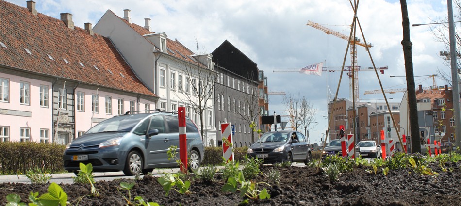 LANDSCAPE SPRAWL – AN ARTISTIC RESPONSE TO LIVING IN THE ANTHROPOCENE